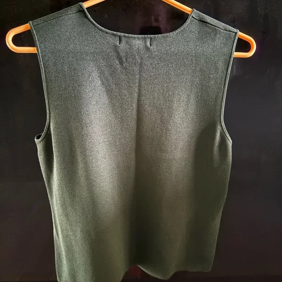 Due per Due Women's Black Crop Top - Picture 3 of 3